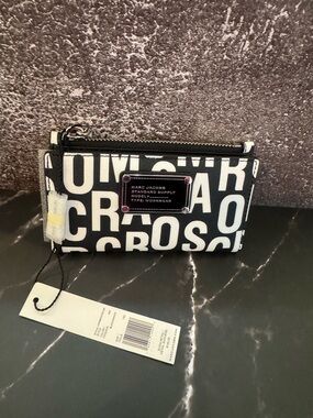 Marc Jacobs Black and White Logo Card Pouch